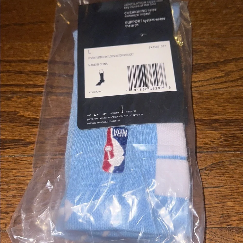 Nike Elite Crew NBA Basketball Sock Light Blue White NEW - MENS LARGE